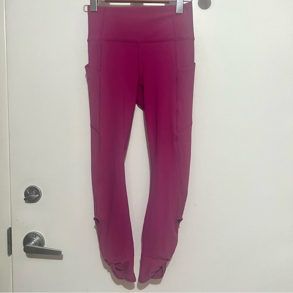 2 for 25$, 3 for $30 - Fabletics Pink Leggings